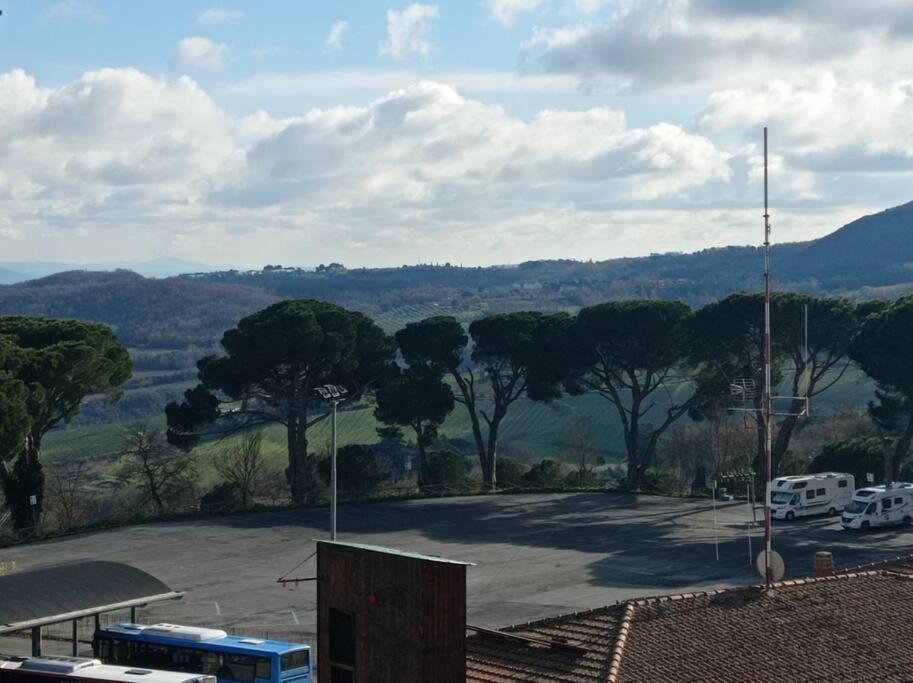 Splendido Ampio Appartamento A Montepulciano Stazione Exterior foto
